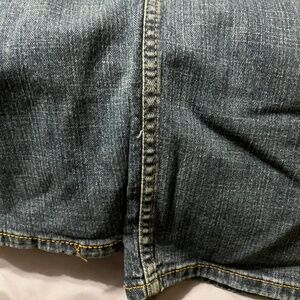 Men’s 42 x 30 or 42 x 32 jeans